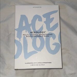 Aceology Multi-Vitamin Brightening Mask - White